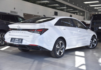 Новый Hyundai Elantra Sedan 2026 (4 фото)