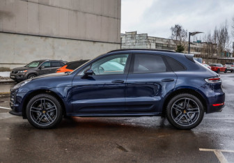 Подержанный автомобиль Porsche Macan 2019 года (8 фото)
