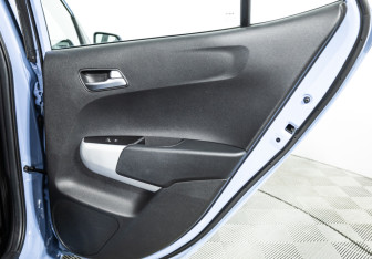 Подержанный автомобиль Kia Picanto 2022 года (28 фото)