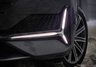 Подержанный автомобиль Changan UNI-K 2024 года (14 фото)