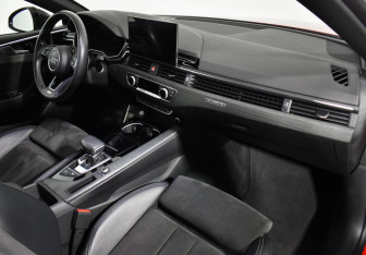 Подержанный автомобиль Audi A5 Coupe 2020 года (12 фото)