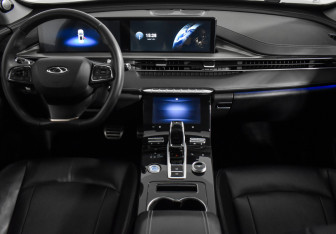 Подержанный автомобиль Chery Tiggo 8 Pro Max 2023 года (14 фото)