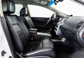 Подержанный автомобиль Nissan Murano Suv 2015 года (20 фото)
