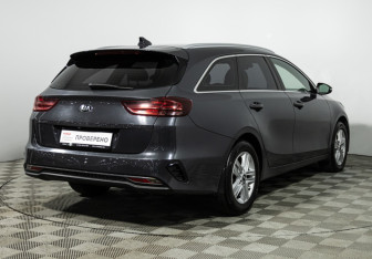 Подержанный автомобиль Kia Ceed Wagon 2019 года (5 фото)