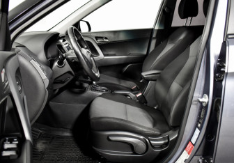 Подержанный автомобиль Hyundai Creta 2017 года (10 фото)