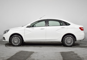 Подержанный автомобиль LADA (ВАЗ) Vesta Sedan 2017 года (8 фото)