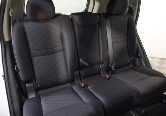Подержанный автомобиль Nissan X-Trail 2018 года (24 фото)