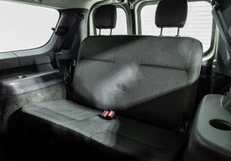 Подержанный автомобиль LADA (ВАЗ) Largus Wagon 2014 года (15 фото)