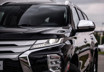Подержанный автомобиль Mitsubishi Pajero Sport 2021 года (2 фото)