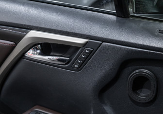 Подержанный автомобиль Lexus RX 2020 года (17 фото)