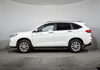 Подержанный автомобиль Haval M6 2023 года (8 фото)