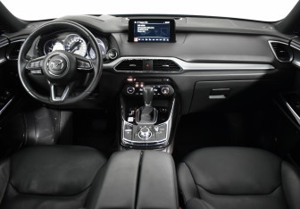 Подержанный автомобиль Mazda CX-9 2018 года (11 фото)