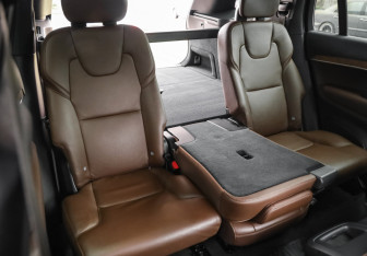 Подержанный автомобиль Volvo XC90 2020 года (32 фото)