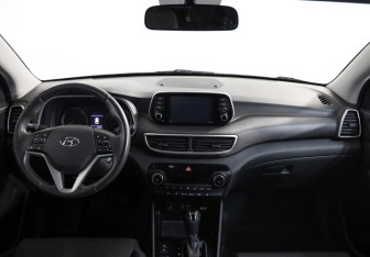 Подержанный автомобиль Hyundai Tucson 2019 года (9 фото)