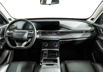 Подержанный автомобиль Exeed LX 2023 года (13 фото)