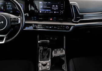 Подержанный автомобиль Kia Sportage 2022 года (15 фото)