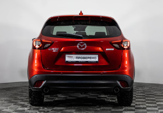 Подержанный автомобиль Mazda CX-5 2015 года (6 фото)
