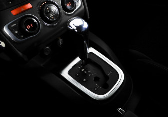 Подержанный автомобиль Citroen C4 Hatchback 2012 года (19 фото)