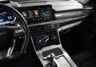 Подержанный автомобиль Exeed VX 2023 года (19 фото)