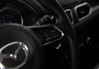 Подержанный автомобиль Mazda CX-5 2017 года (21 фото)