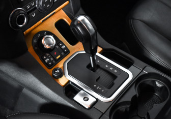 Подержанный автомобиль Land Rover Discovery 2012 года (11 фото)