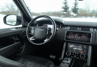 Подержанный автомобиль Land Rover Range Rover 2021 года (22 фото)