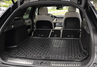 Подержанный автомобиль Land Rover Range Rover Velar 2018 года (33 фото)
