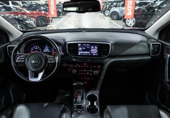 Подержанный автомобиль Kia Sportage 2021 года (10 фото)