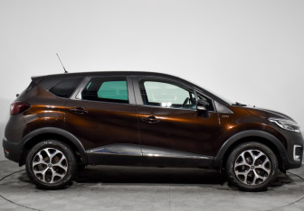 Подержанный автомобиль Renault Kaptur 2018 года (4 фото)
