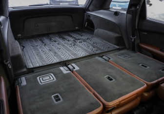 Подержанный автомобиль Audi Q7 2017 года (38 фото)