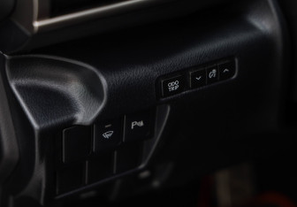 Подержанный автомобиль Lexus IS Sedan 2014 года (25 фото)