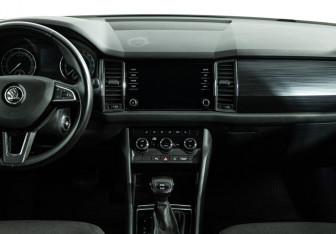 Подержанный автомобиль Skoda Kodiaq 2018 года (14 фото)