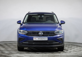 Подержанный автомобиль Volkswagen Tiguan 2021 года (2 фото)