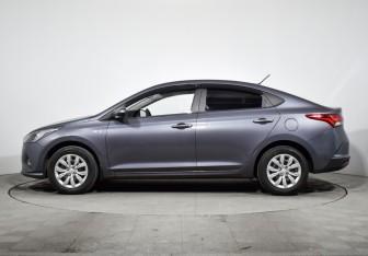 Подержанный автомобиль Hyundai Solaris Sedan 2021 года (8 фото)