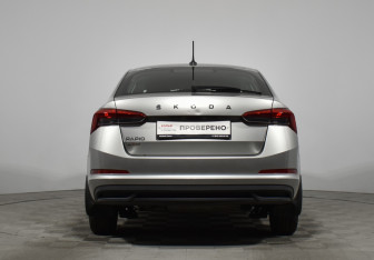 Подержанный автомобиль Skoda Rapid Liftback 2020 года (6 фото)