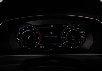 Подержанный автомобиль Volkswagen Tiguan 2018 года (13 фото)