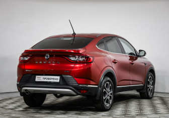 Подержанный автомобиль Renault Arkana 2019 года (5 фото)