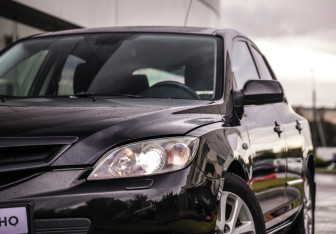 Подержанный автомобиль Mazda 3 Hatchback 2008 года (2 фото)