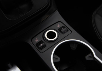 Подержанный автомобиль Ford Kuga 2014 года (15 фото)