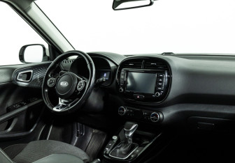 Подержанный автомобиль Kia Soul 2021 года (9 фото)