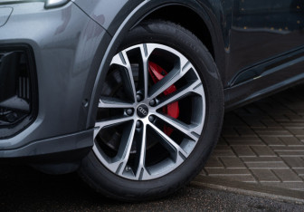 Новый Audi Q7 2025 (2 фото)