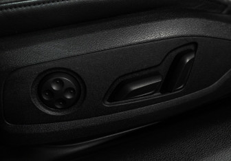 Подержанный автомобиль Audi A5 Coupe 2016 года (17 фото)