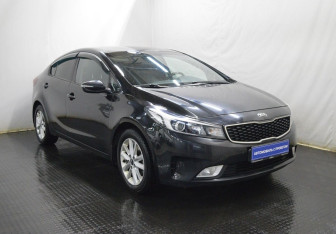 Подержанный автомобиль Kia Cerato Sedan 2019 года (3 фото)