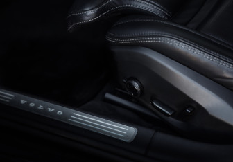 Подержанный автомобиль Volvo S90 2021 года (24 фото)