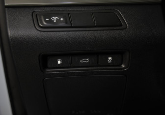 Подержанный автомобиль Hyundai Sonata 2019 года (17 фото)