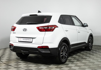 Подержанный автомобиль Hyundai Creta 2017 года (5 фото)