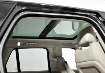 Подержанный автомобиль Land Rover Range Rover 2013 года (22 фото)