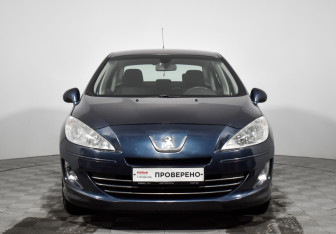 Подержанный автомобиль Peugeot 408 2013 года (2 фото)