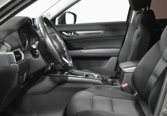 Подержанный автомобиль Mazda CX-5 2019 года (10 фото)