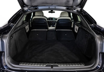Подержанный автомобиль BMW X6 2015 года (34 фото)